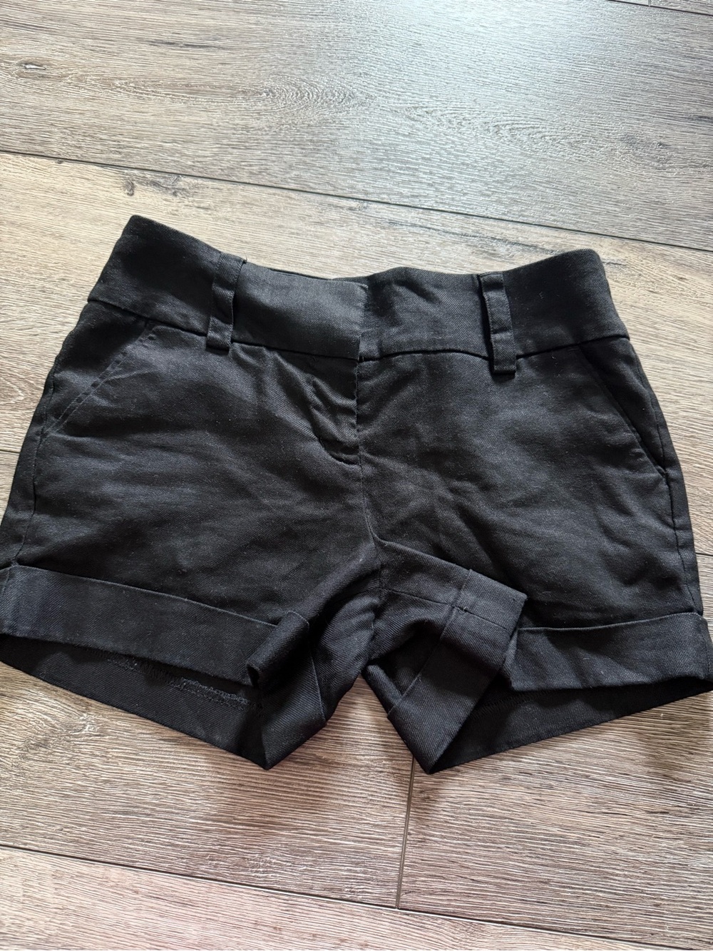 Express Black Cuffed Cargo-Style Women's Shorts